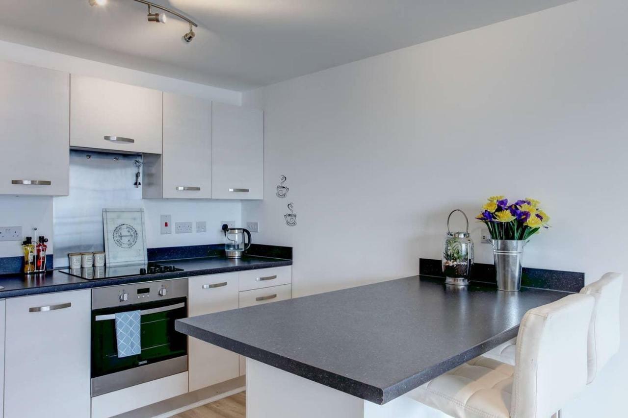 Newly Renovated Riverside Flat W/ Private Balcony Norwich Extérieur photo